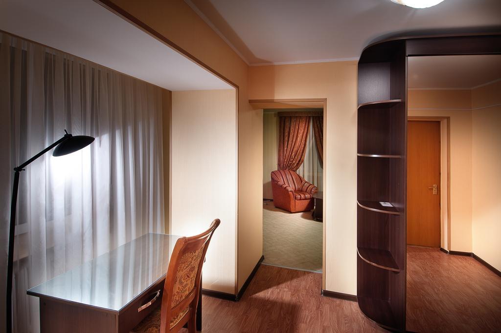Hotel Edem Karagandy Cameră foto