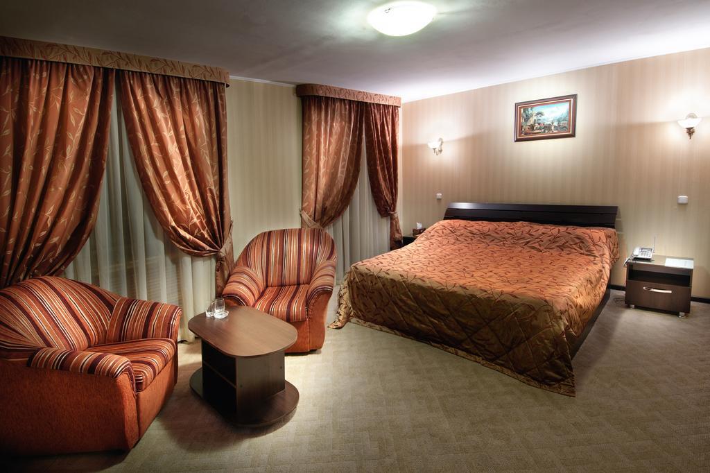 Hotel Edem Karagandy Cameră foto