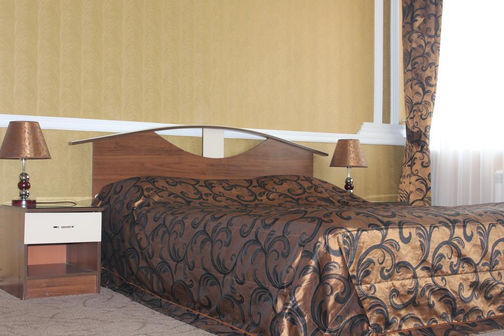 Hotel Edem Karagandy Cameră foto